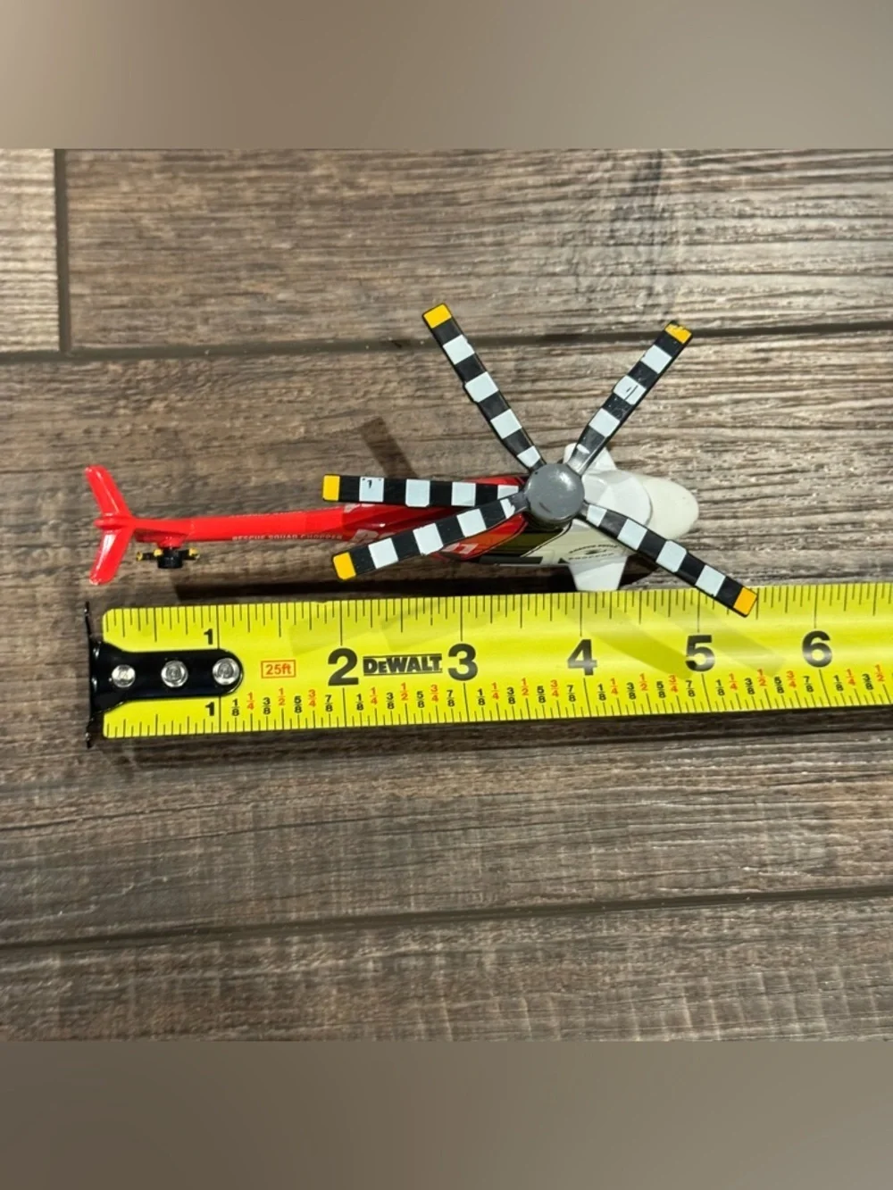 Disney Pixar Cars - Rescue Squad Chopper Helicopter - Diecast Metal - 5